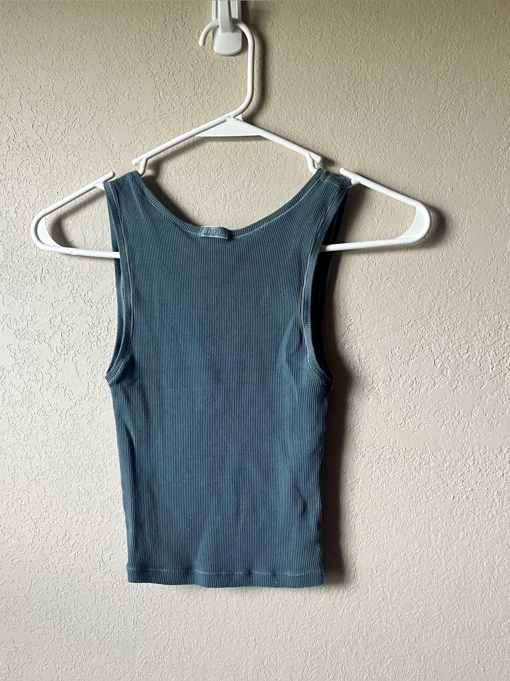 SKIMS Ribbed Scoop Tank - Slate Blue/Gray - Picture 3 of 4